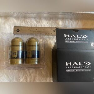 HALO LegendaryCrate UNSC Salt & Pepper Shakers - 2019 Microsoft Lootgaming NEW